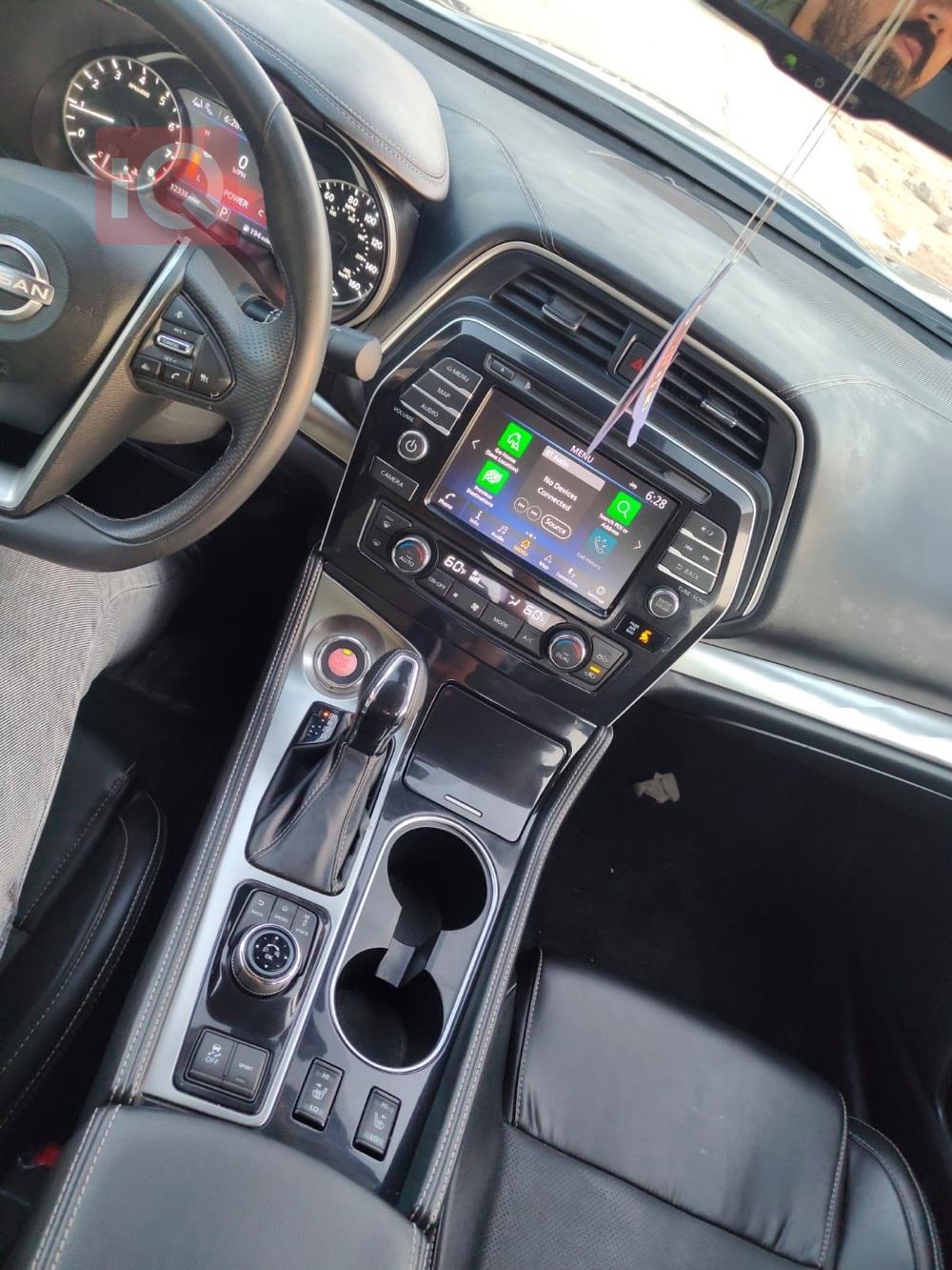 Nissan Maxima